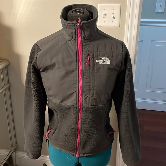 The North Face Jackets & Blazers - The North Face Denali womens jacket XS
